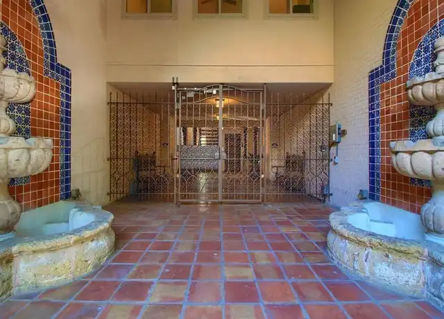 Property at 505 W 7th St #109, Austin, TX, 78701, 1 bed, 1 bath, [object Object]