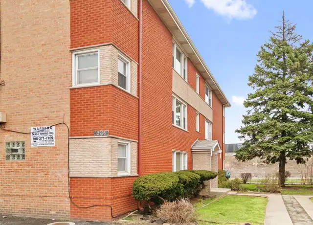 Property at 12926 Page Ct Unit 1W, Blue Island, IL, 60406, 1 bed, 1 bath, [object Object]