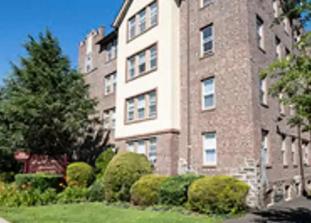 Property at Beautifully kept secret in Mt. Airy - 243 W Tulpehocken St, Philadelphia, PA, 19144, 1 bed, 1 bath, [object Object]
