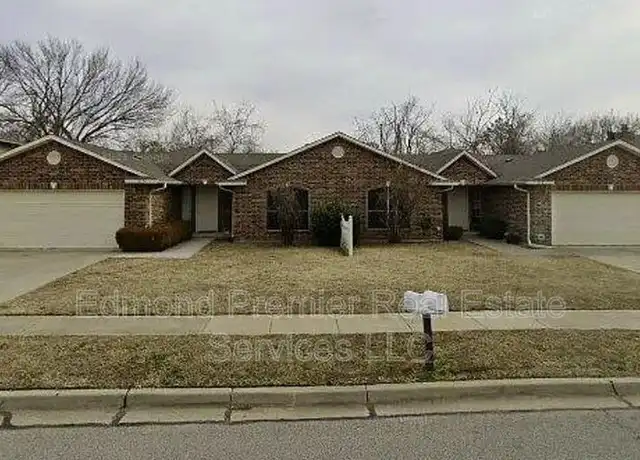 Property at 213 Willow Branch Rd, Norman, OK, 73072, 3 beds, 2 baths, [object Object]
