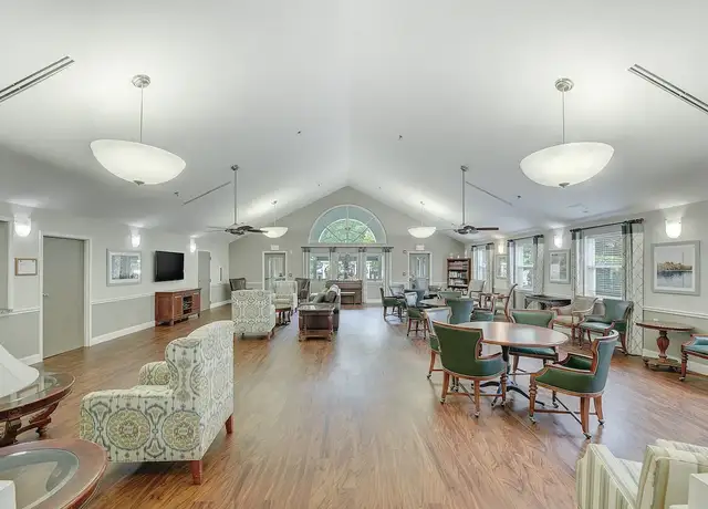 Photo of 46565 Leesburg Pike, Sterling, VA 20164