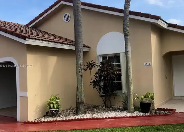 Property at 6132 NW 181st Terrace Cir W Unit 6132, Hialeah, FL, 33015, 3 beds, 2 baths, [object Object]
