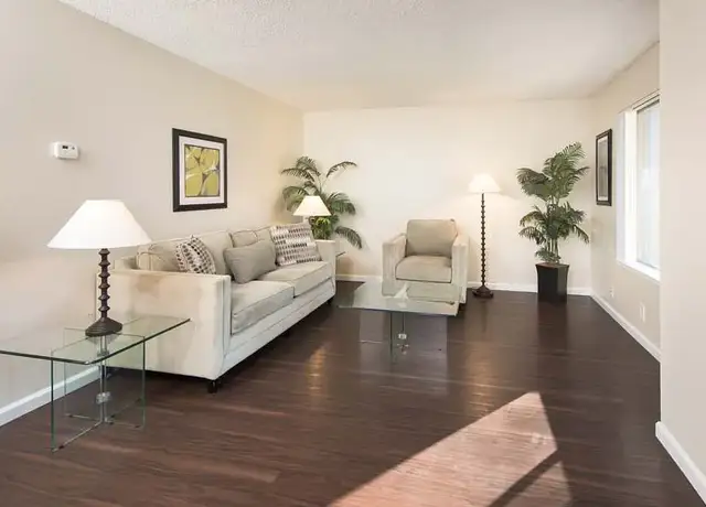 Photo of 5720 East Ave, Livermore, CA 94550