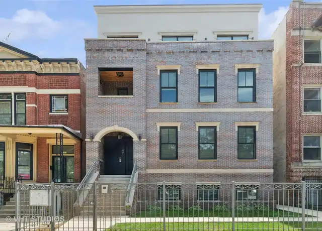 Property at 441 E Oakwood Blvd #3, Chicago, IL, 60653, 3 beds, 2 baths, [object Object]
