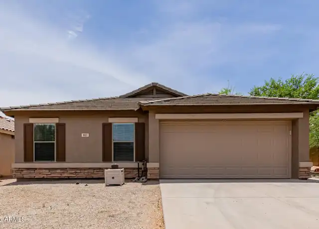 Property at 983 E Palomino Way, San Tan Valley, AZ, 85143, 3 beds, 2 baths, [object Object]