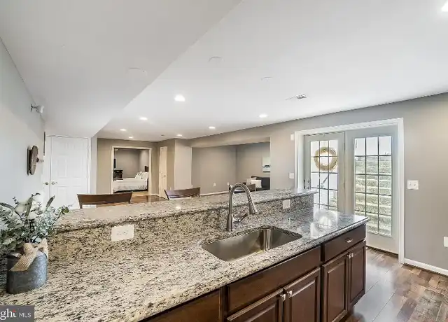 Property at 3 Chandler Ct, Fredericksburg, VA, 22405, 1 bed, 1 bath, [object Object]