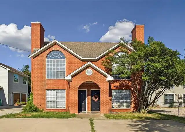 Property at 404 Fulton St Unit A, Denton, TX, 76201, 2 beds, 1.5 baths, [object Object]
