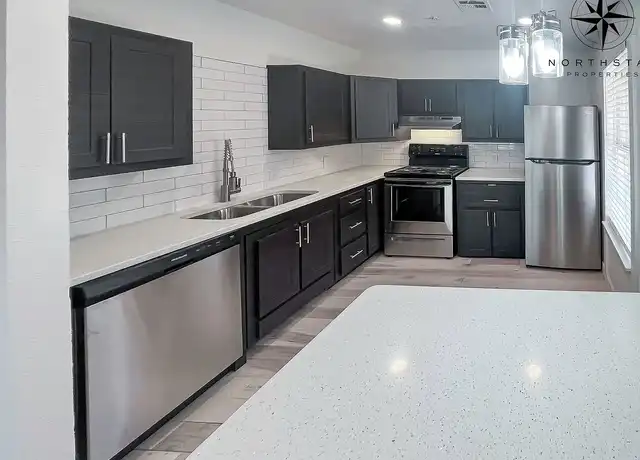 Property at LaVilla - 6305 N Villa Ave, Oklahoma City, OK, 73112, 2 beds, 2 baths, [object Object]