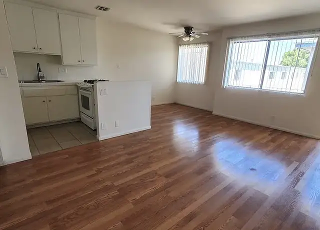 Photo of 3627 Garnet St, Torrance, CA 90503