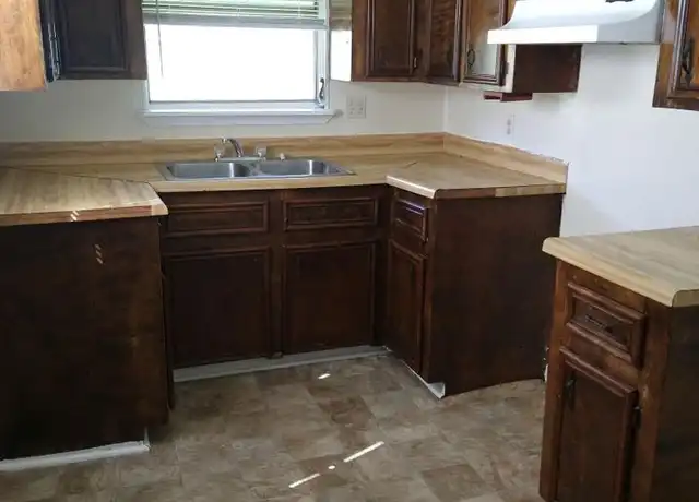 Property at 3409 S Chester St, Little Rock, AR, 72206, 3 beds, 2 baths, [object Object]