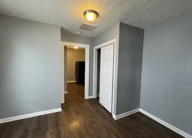 Property at 1411 E Tabor St, Indianapolis, IN, 46203, 1 bed, 1 bath, [object Object]