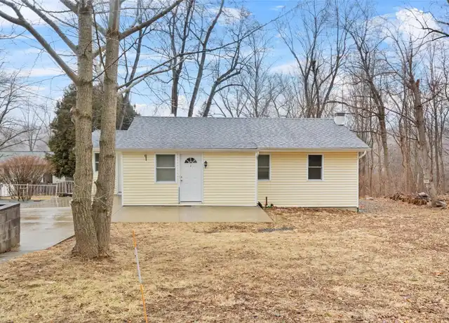 Property at 2 Poplar Trl, Monroe, NY, 10950, 3 beds, 2 baths, [object Object]