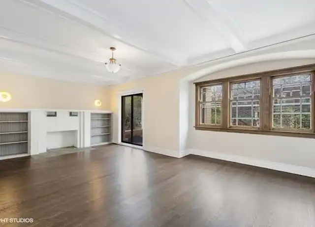 Property at 846 W Lakeside Pl Unit 2W, Chicago, IL, 60640, 3 beds, 2 baths, [object Object]