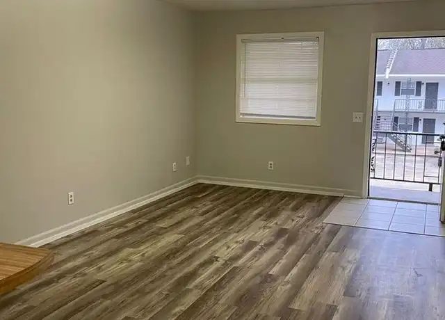 Property at 215 Louisville St Unit 14, Starkville, MS, 39759, 2 beds, 1 bath, [object Object]