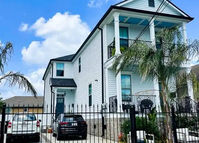 Property at 4205 S Prieur St, New Orleans, LA, 70125, 3 beds, 2 baths, [object Object]