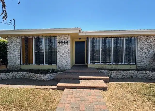 Property at 4086 W 135th St Unit A, Hawthorne, CA, 90250, 3 beds, 2 baths, [object Object]