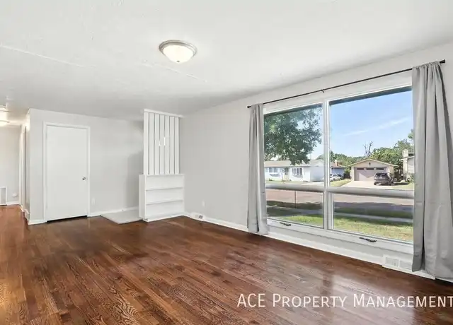 Property at 4586 Wentworth Dr, Rapid City, SD, 57702, 3 beds, 2 baths, [object Object]