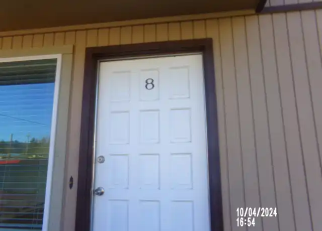 Property at 491 NW Barbur Blvd Unit 8, Winston, OR, 97496, 2 beds, 1 bath, [object Object]