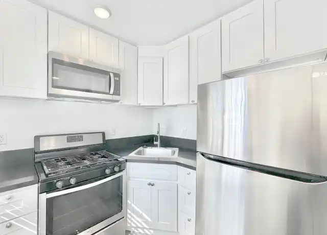 Property at 8910 S Avalon Blvd Unit 8912 1/2, Los Angeles, CA, 90003, 2 beds, 1 bath, [object Object]