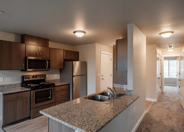 Photo of 240 NE Fircrest Dr #105, McMinnville, OR 97128