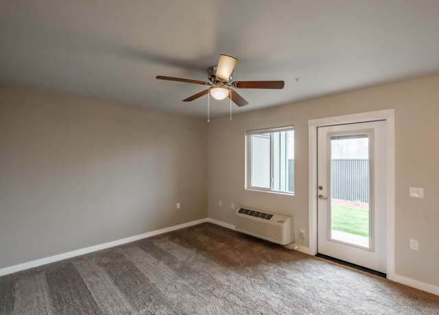 Photo of 240 NE Fircrest Dr #105, McMinnville, OR 97128