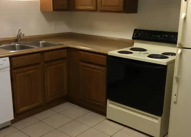 Property at 2327 Murphy Dr Unit 233710, Lawrence, KS, 66046, 1 bed, 1 bath, [object Object]