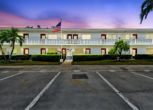Property at 8220 112th St #105, Seminole, FL, 33772, 1 bed, 1 bath, [object Object]