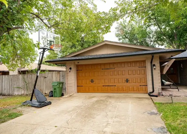 Property at 1703 Monaco Dr, Arlington, TX, 76010, 3 beds, 2 baths, [object Object]