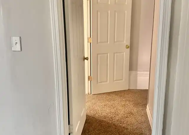 Property at 212 N 25th St, Louisville, KY, 40212, 3 beds, 1 bath, [object Object]