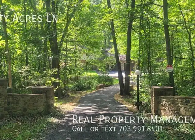 Property at 4512 Misty Acres Ln, Gainesville, VA, 20155, 3 beds, 2.5 baths, [object Object]