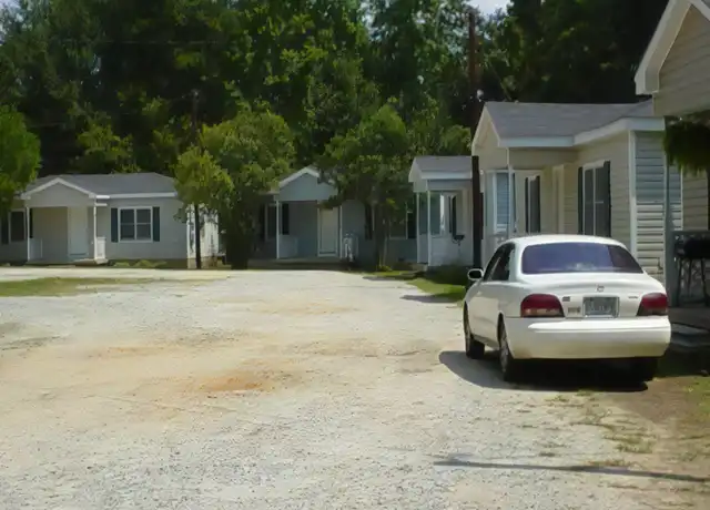 Property at 180 Torch Hill Rd, Columbus, GA, 31903, 2 beds, 1 bath, [object Object]