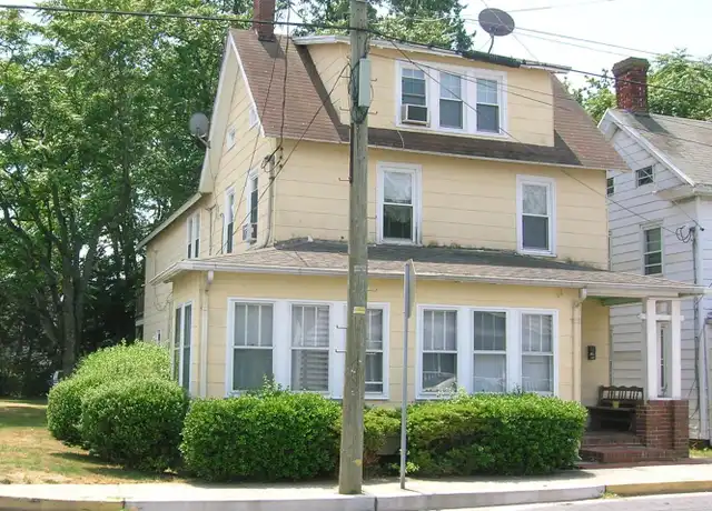 Property at 304 E East St Unit C, Delmar, MD, 21875, 2 beds, 1 bath, [object Object]