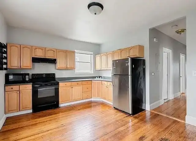 Property at 23 Beale St Unit 3, Boston, MA, 02124, 5 beds, 2 baths, [object Object]