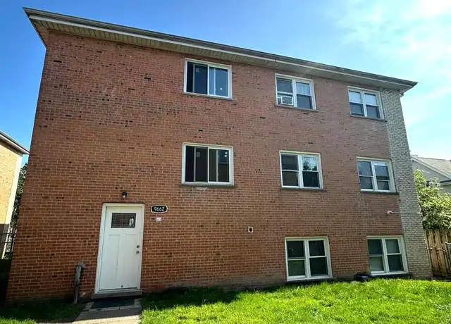 Property at 9662 Golf Ter Unit 1W, Des Plaines, IL, 60016, 2 beds, 1 bath, [object Object]