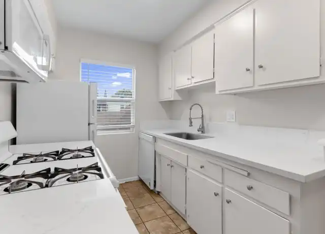 Property at 1512 E Florida St Unit 06, Long Beach, CA, 90802, 2 beds, 1 bath, [object Object]