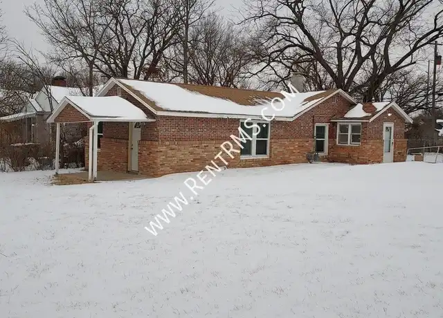 Property at 1634 SE Morrison St, Topeka, KS, 66605, 2 beds, 1 bath, [object Object]