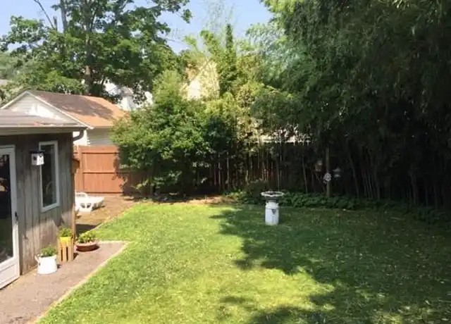 Property at 43 Totten Pl, Babylon, NY, 11702, 1 bed, 1 bath, [object Object]