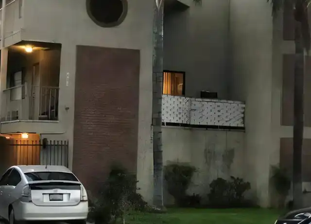 Property at 452 W Windsor Rd Unit 2, Glendale, CA, 91204, 1 bed, 1 bath, [object Object]