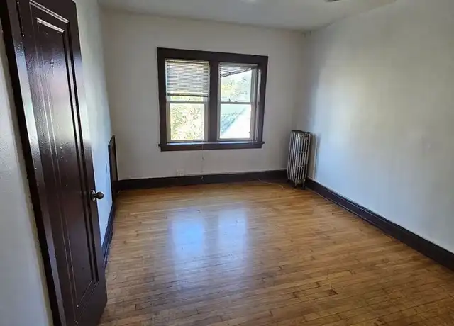 Property at 3056 N Palmer St Unit 13, Milwaukee, WI, 53212, 1 bed, 1 bath, [object Object]