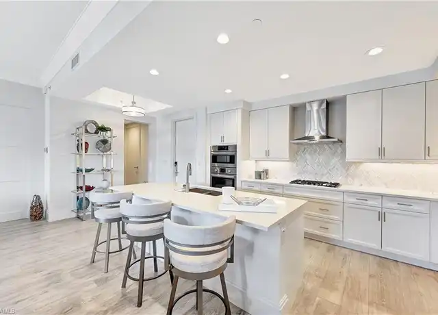 Property at 1135 3rd Ave S #507, Naples, FL, 34102, 2 beds, 2.5 baths, [object Object]