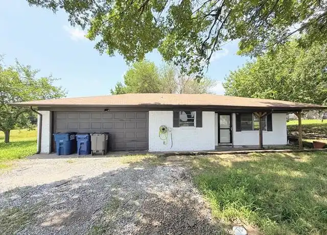 Property at 1311 E College St, Princeton, TX, 75407, 3 beds, 2 baths, [object Object]