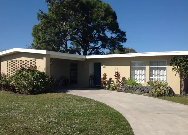 Property at 113 NE Tunison Ave, Port Saint Lucie, FL, 34983, 2 beds, 2 baths, [object Object]