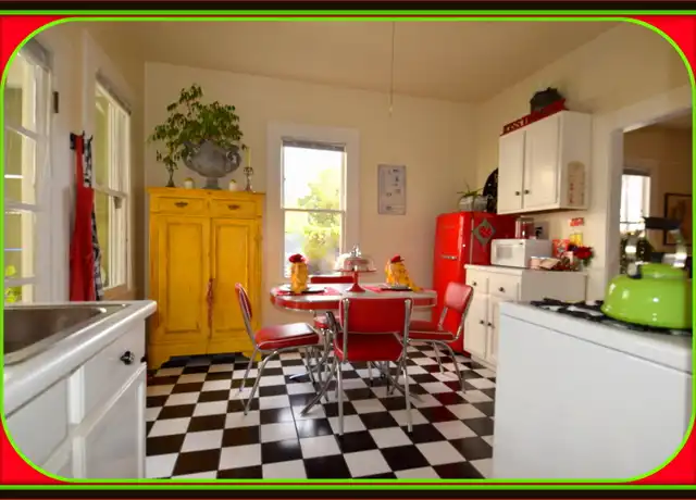 Property at 126 W De la Guerra St, Santa Barbara, CA, 93101, 2 beds, 1 bath, [object Object]