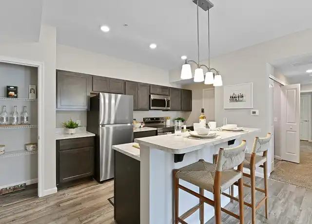 Property at 8935 Thornton Hall Blvd, Reynoldsburg, OH, 43068, 1-2 bed, 1-2 bath, [object Object]