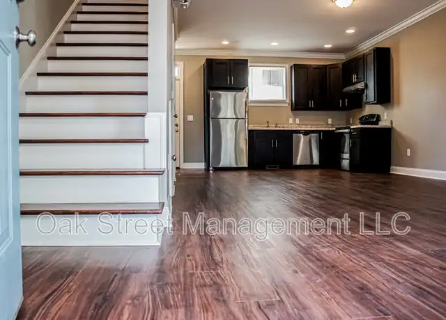 Property at 913 W Martin Luther King Blvd Unit 917, Chattanooga, TN, 37402, 3 beds, 2.5 baths, [object Object]