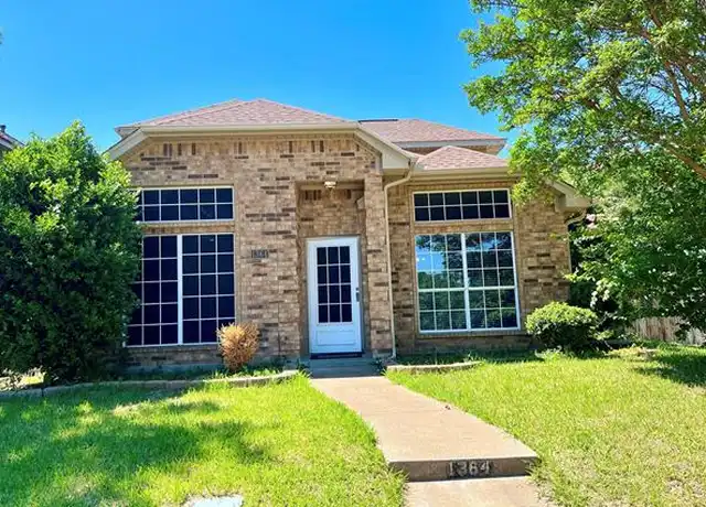 Property at 1364 Creekview Dr, Lewisville, TX, 75067, 3 beds, 2 baths, [object Object]