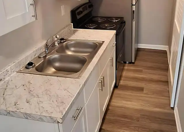 Property at 674 Knox Blvd Unit 42, Radcliff, KY, 40160, 1 bed, 1 bath, [object Object]