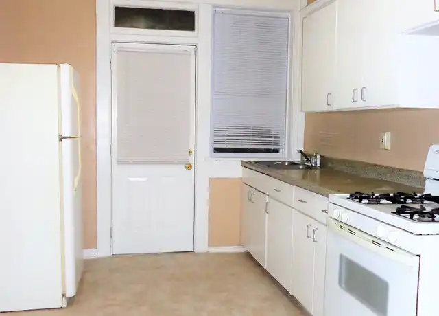 Property at 4457 Pennsylvania Ave Unit 2N, St. Louis, MO, 63111, 1 bed, 1 bath, [object Object]