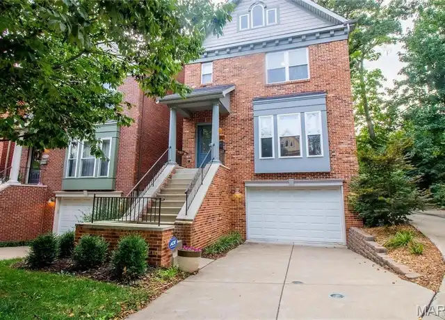 Property at 2121 Franz Park Ln, Saint Louis, MO, 63139, 3 beds, 2.5 baths, [object Object]