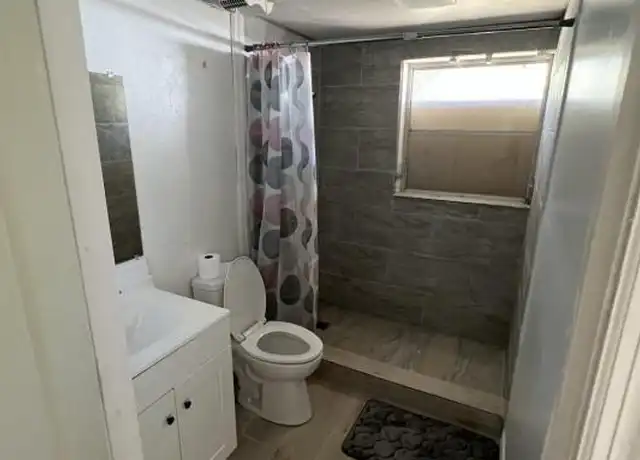 Property at 18 N Melbourne St, Beverly Hills, FL, 34465, 1 bed, 1 bath, [object Object]